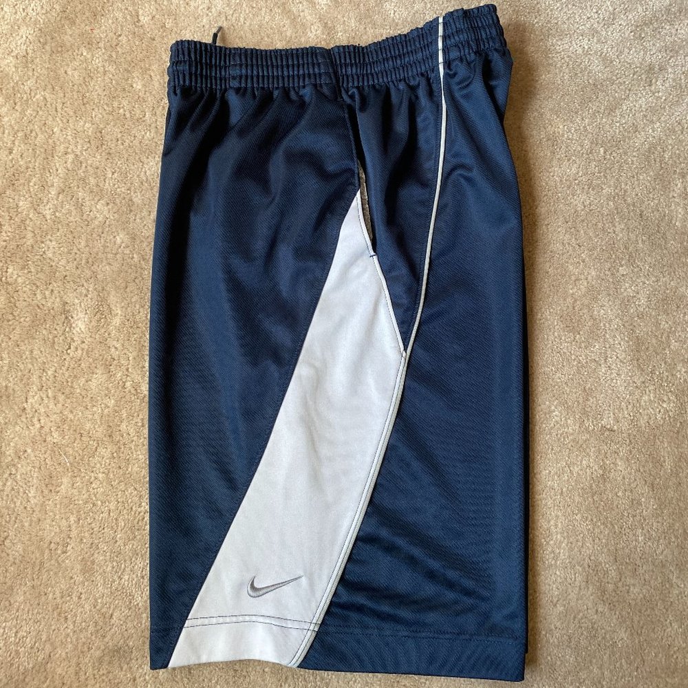 Vintage Nike Basketball Shorts (S)